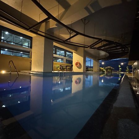 מנילה Grand Riviera Suites מראה חיצוני תמונה