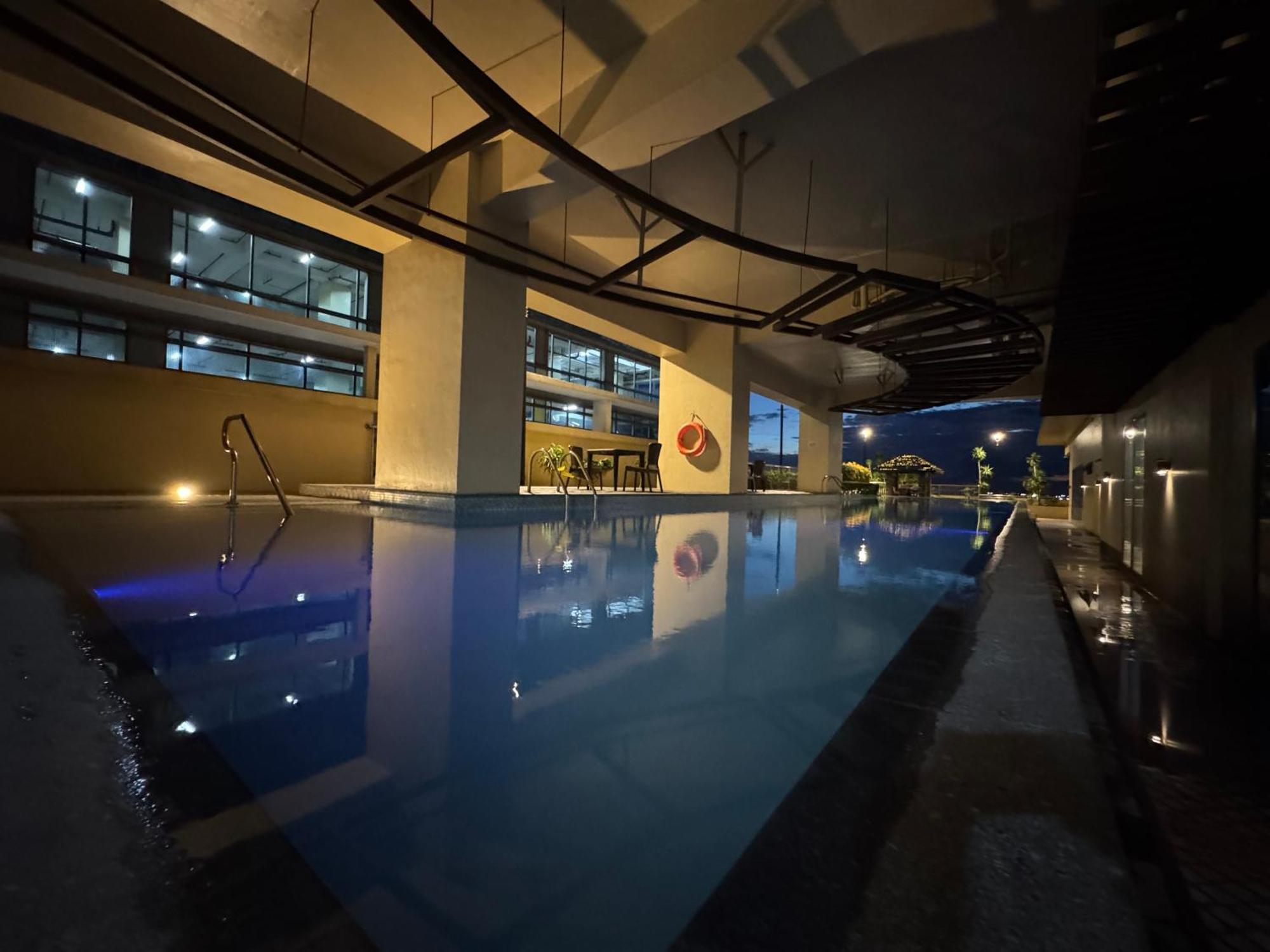 מנילה Grand Riviera Suites מראה חיצוני תמונה