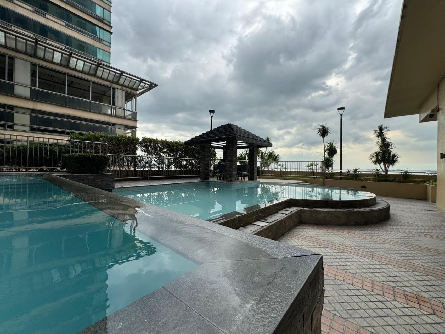 מנילה Grand Riviera Suites מראה חיצוני תמונה